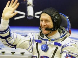 Astronomer Tim Peake returns from the ISS after 186 days in Space