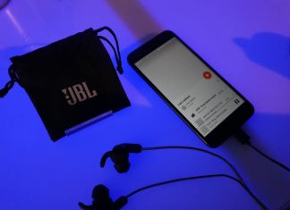 HTC 10 and JBL Reflect Aware C earbuds promo review and prices