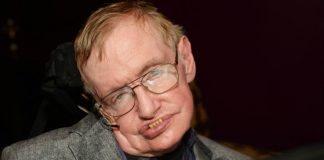 Stephen Hawking warns about the dangers of contacting alien life.