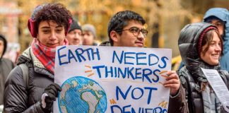 American scientists continue anti-Trump protests in Boston