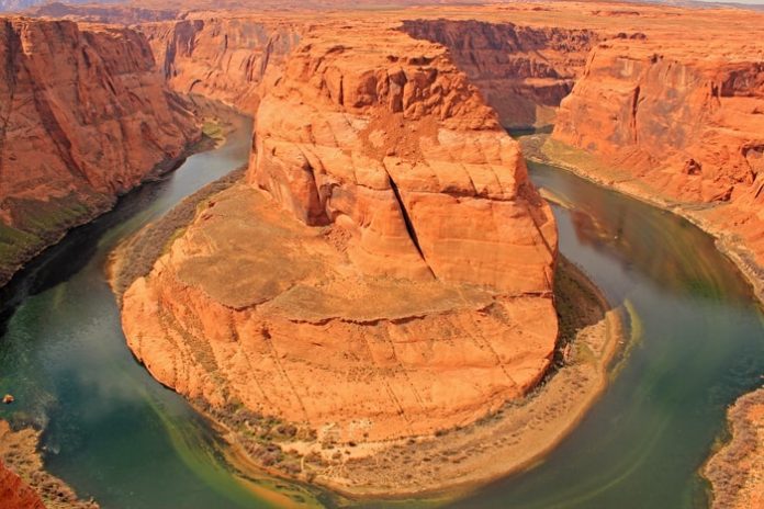 horseshoe-bend Horseshoe Bend