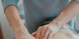 How Much Does a Chiropractor Cost With Insurance?