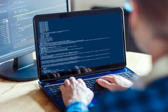Facebook, Microsoft, Amazon, Apple, Twitter, Google to Pay Workers Full Salaries for Working from Home