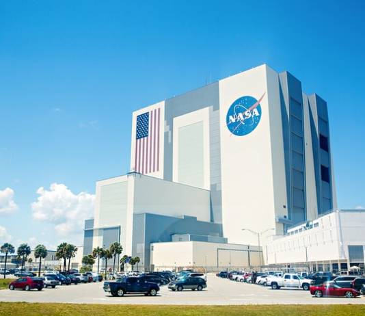 NASA Astronauts Splashdown on the Ocean Following a Successful Return from Space to Earth NASA Astronauts Splashdown on the Ocean Following a Successful Return from Space to Earth