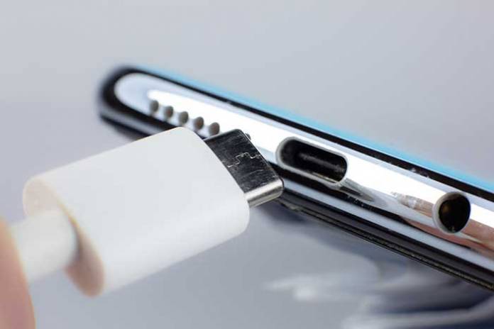 EU to Require USB-C Chargers on All Mobile Devices; Apple Kicks Back EU to Require USB-C Chargers on All Mobile Devices; Apple Kicks Back
